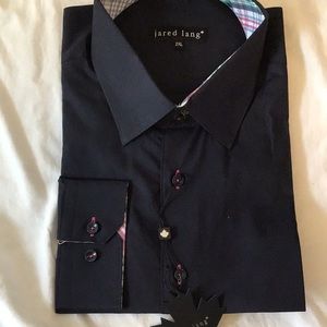 Fine button down shirt in new condition